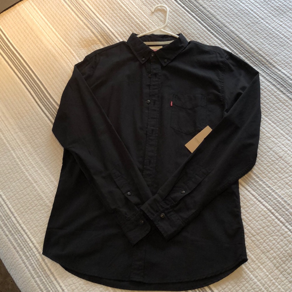 NWT Levi’s button down dress shirt